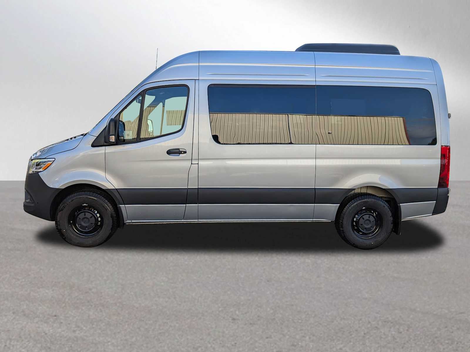 2025 Mercedes-Benz Sprinter 2500 Standard Roof I4 Diesel 144" RWD