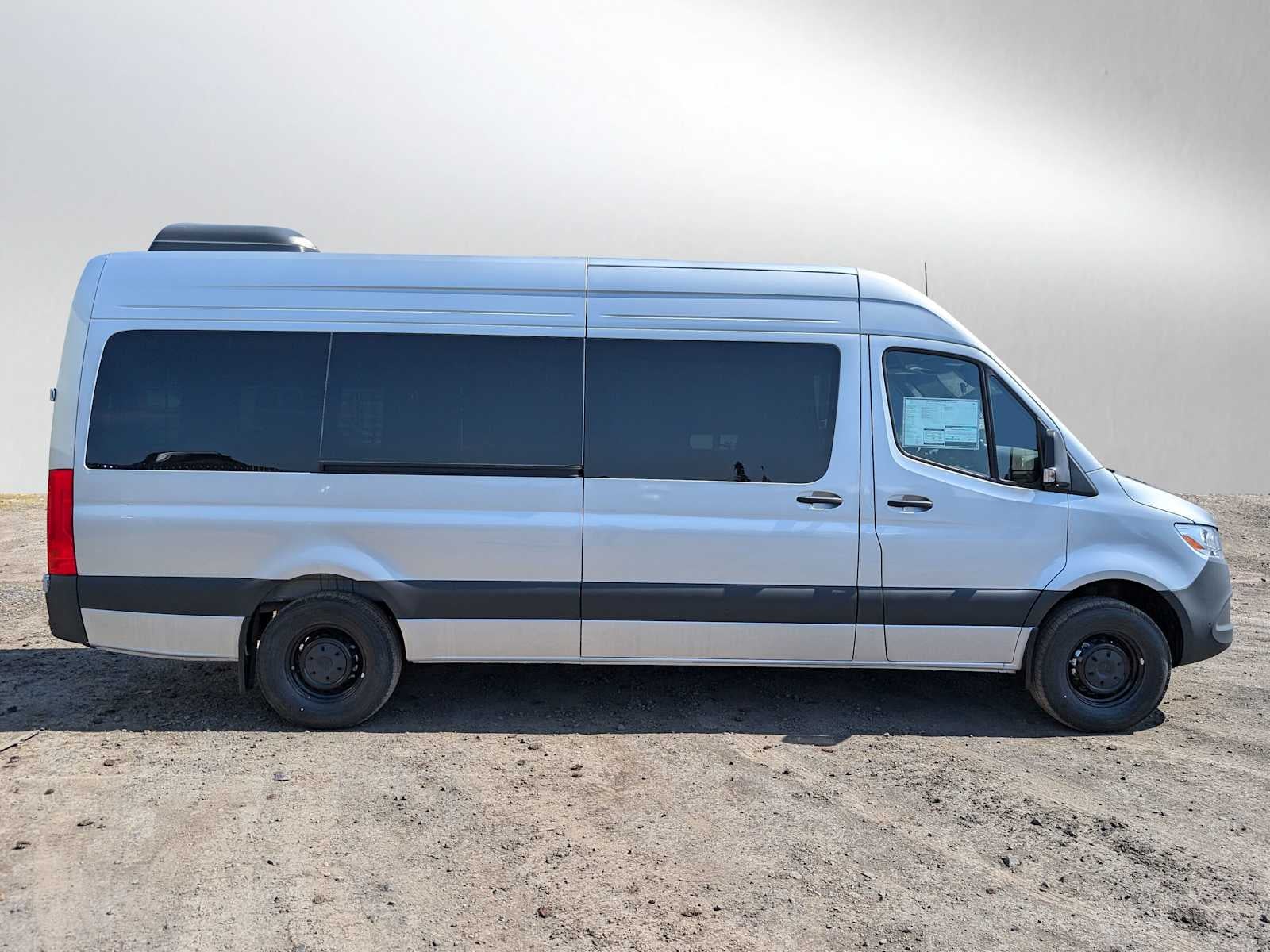 2025 Mercedes-Benz Sprinter 2500 High Roof I4 Diesel 170" RWD
