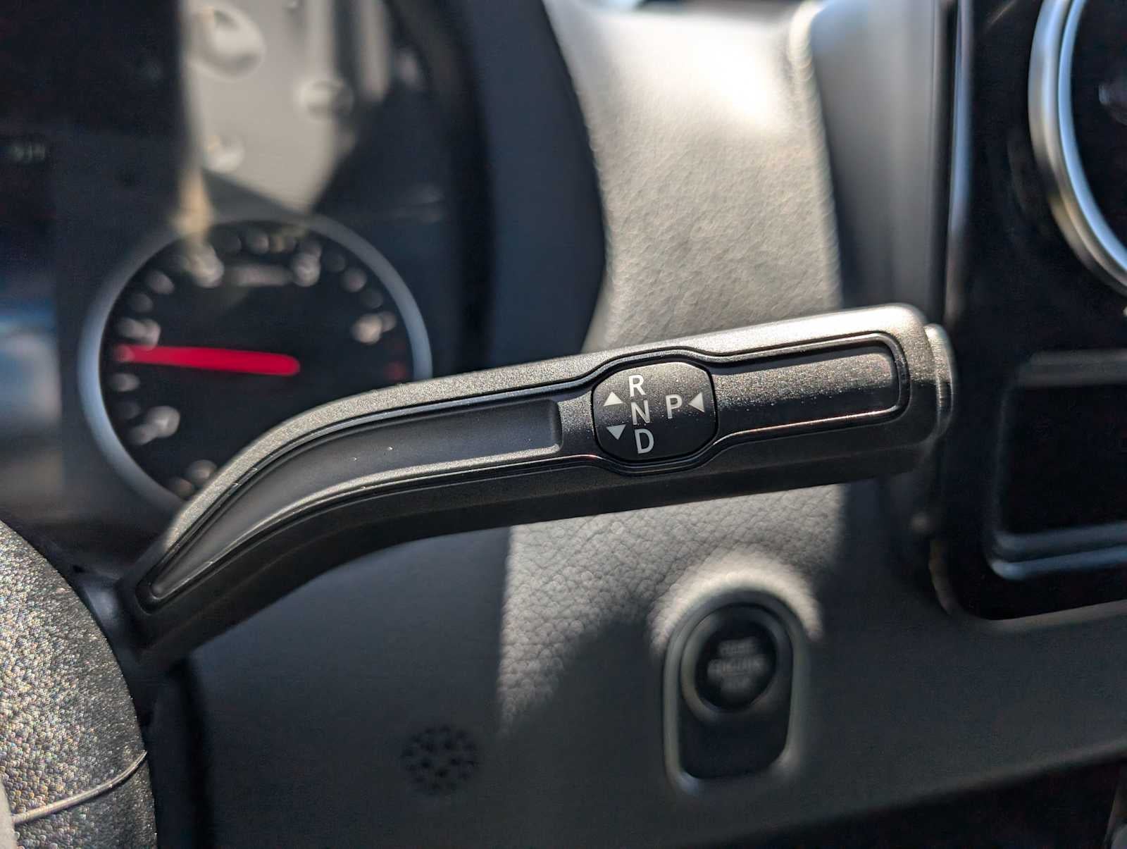 2025 Mercedes-Benz Sprinter 2500 Standard Roof I4 Diesel HO 144" RWD