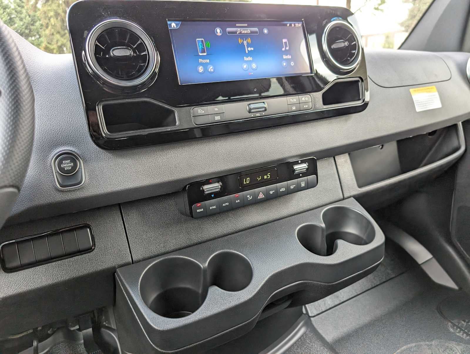 2025 Mercedes-Benz Sprinter 2500 Standard Roof I4 Diesel HO 144" RWD