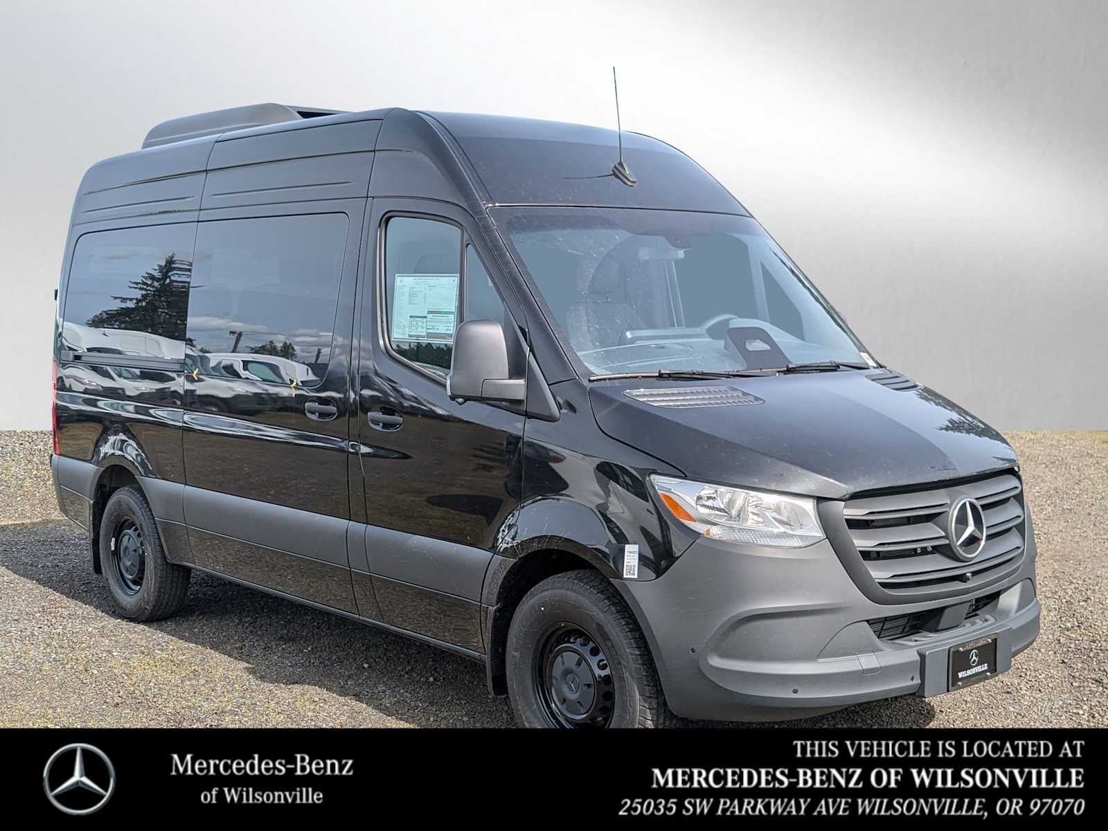 2025 Mercedes-Benz Sprinter 2500 Standard Roof I4 Diesel HO 144" RWD