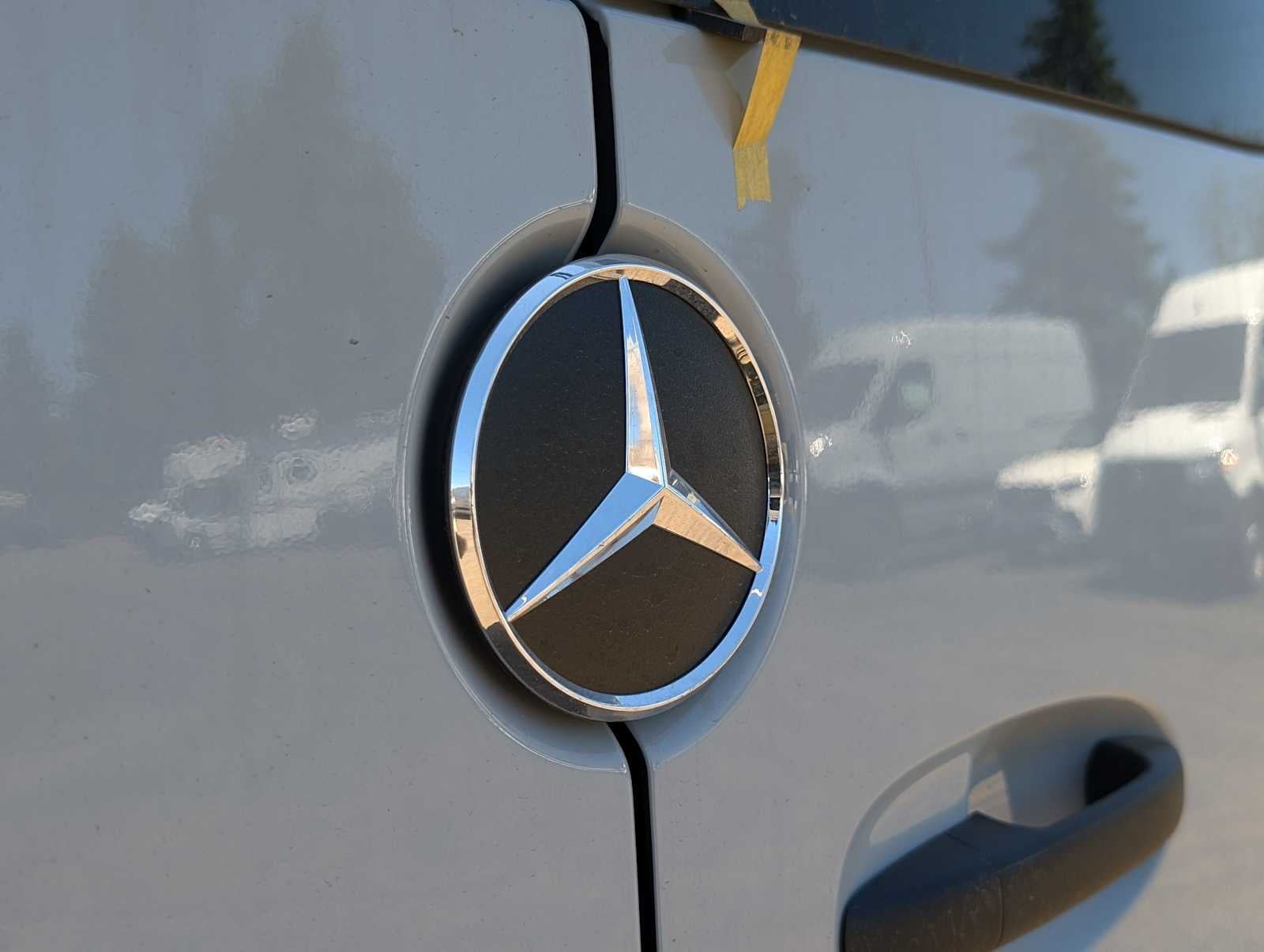 2025 Mercedes-Benz Sprinter 2500 Standard Roof I4 Diesel HO 144" RWD