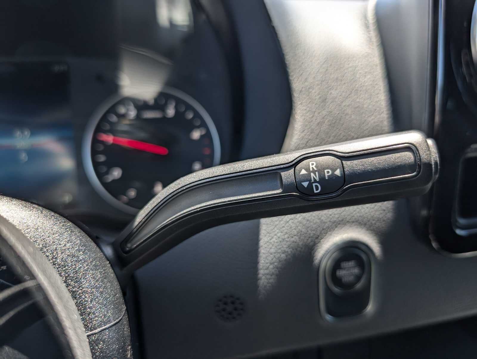 2025 Mercedes-Benz Sprinter 2500 Standard Roof I4 Diesel HO 144" RWD