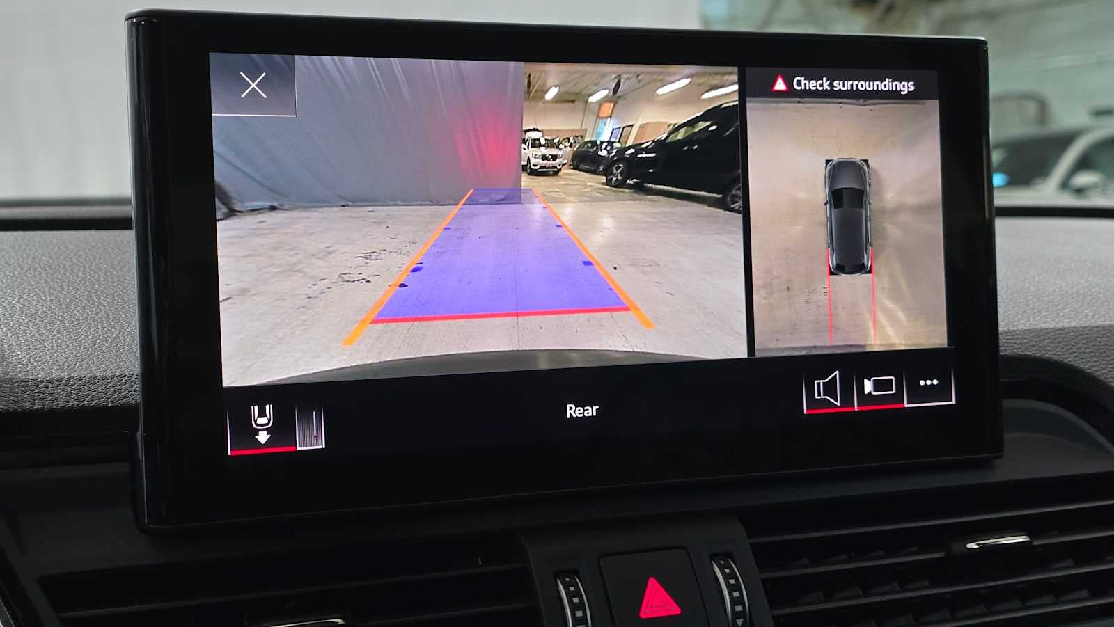 2023 Audi SQ5 Premium Plus