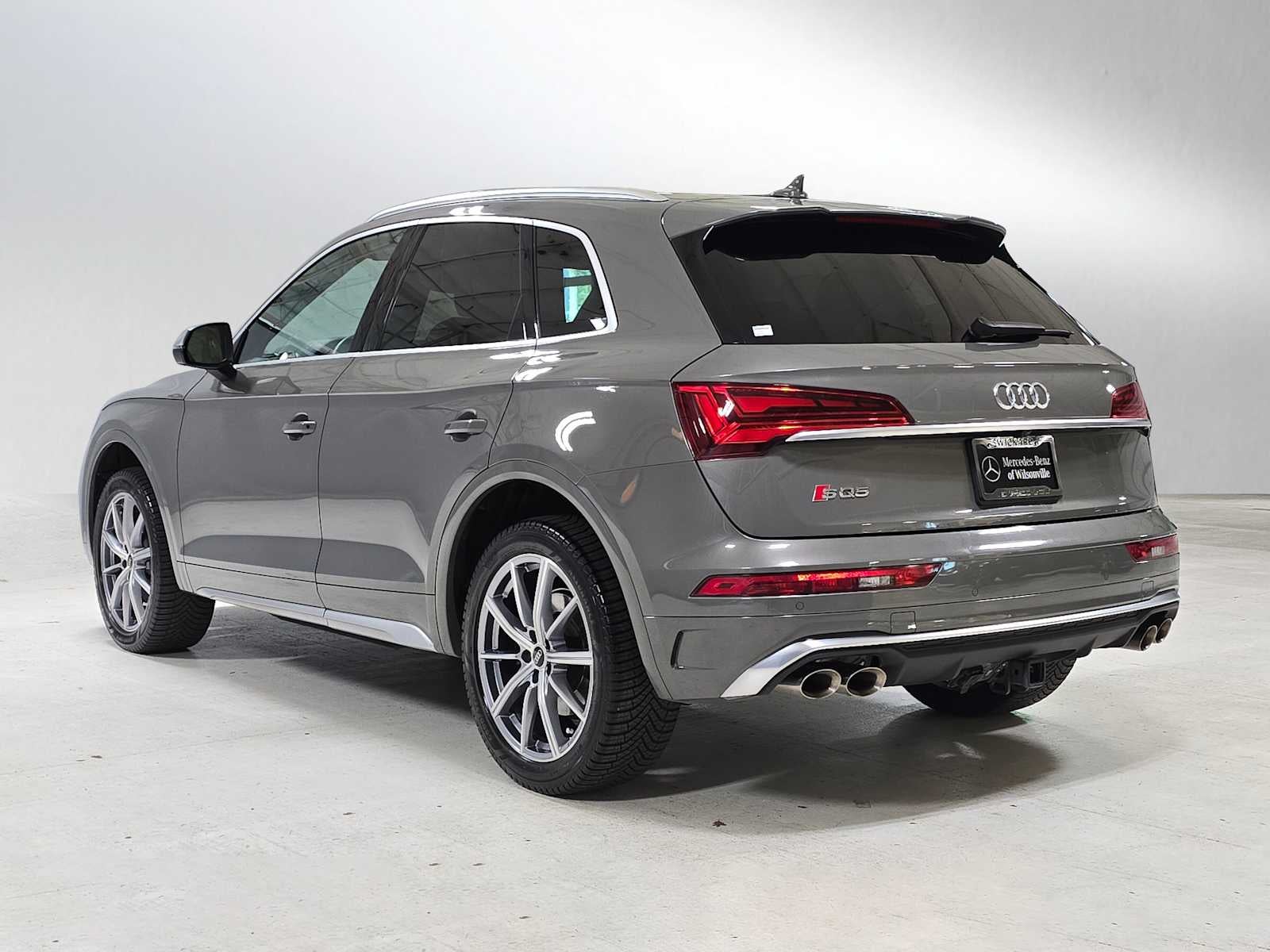2023 Audi SQ5 Premium Plus