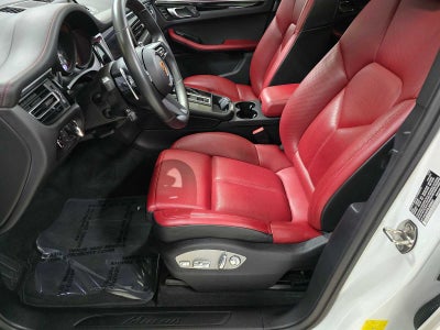 2024 Porsche Macan AWD