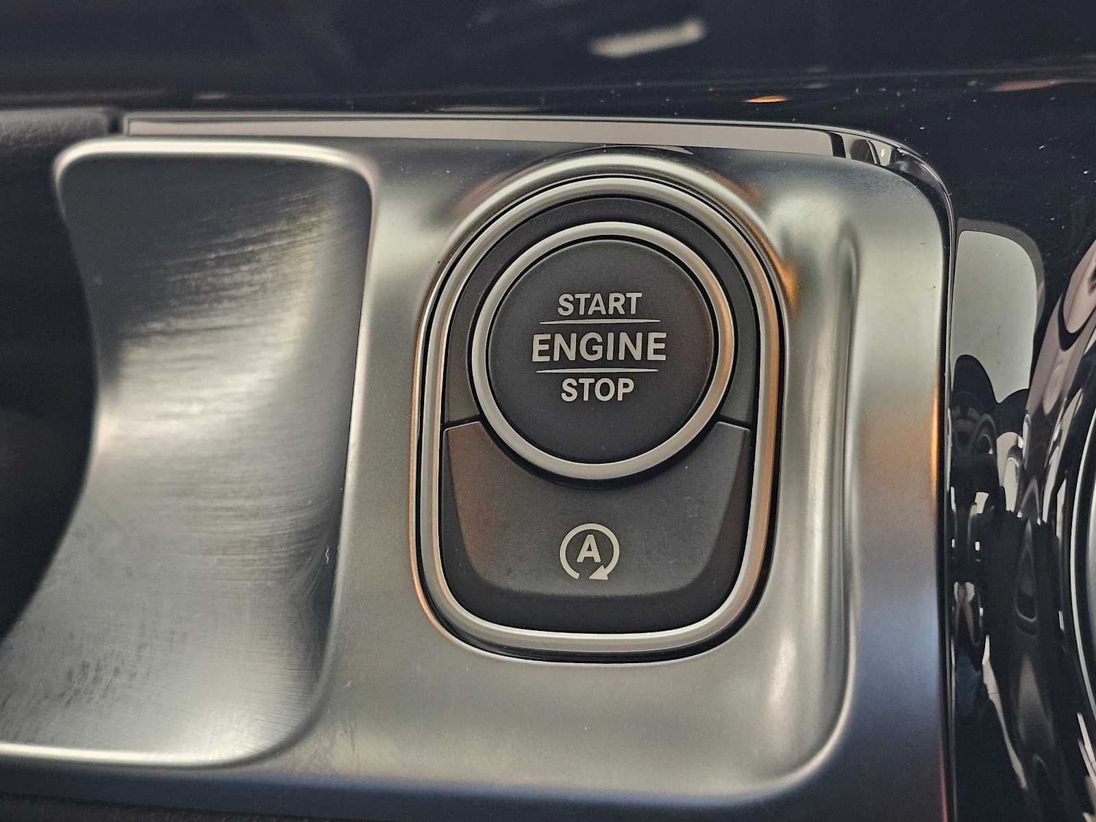 2025 Mercedes-Benz GLB GLB 250