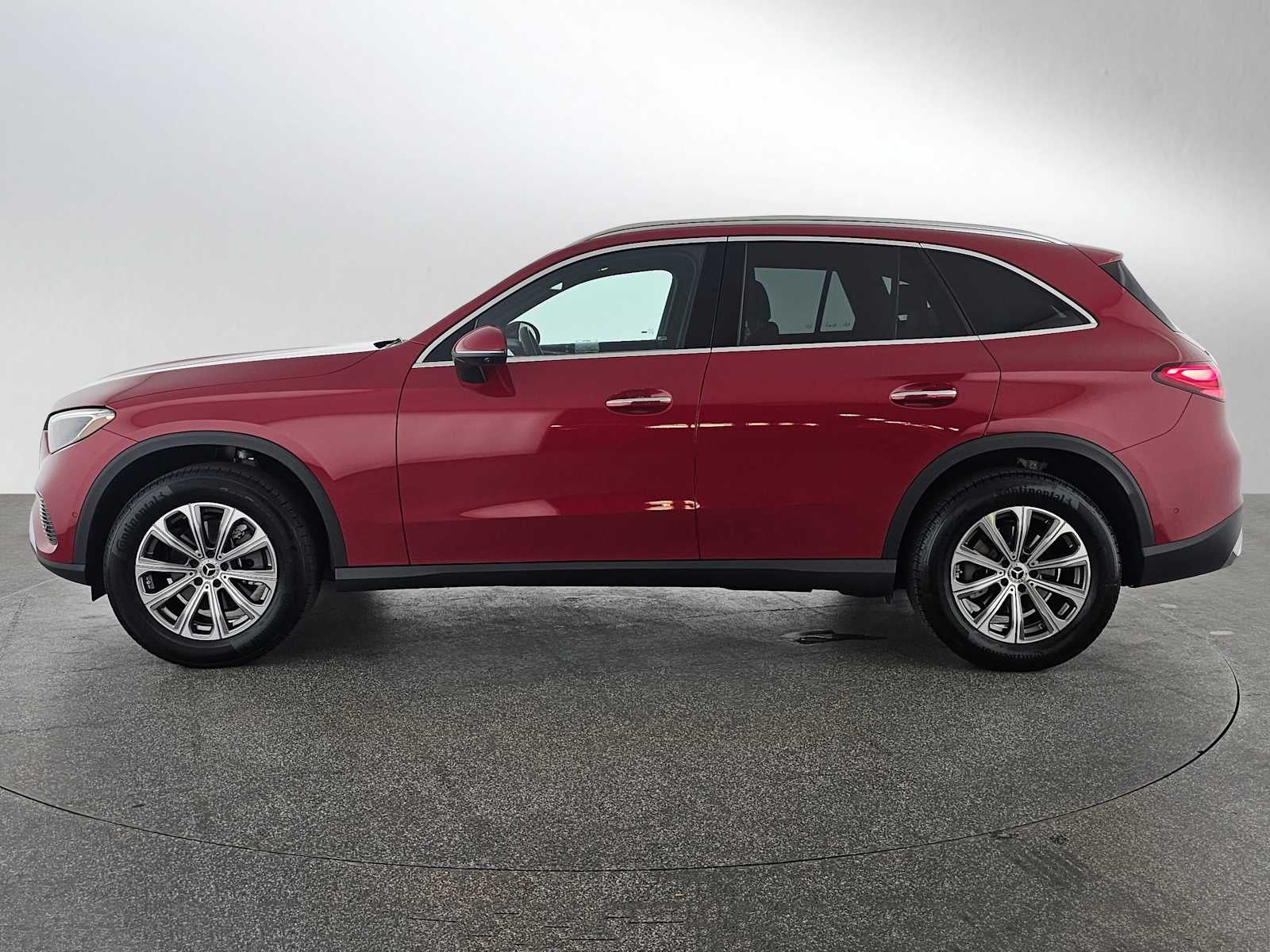 2025 Mercedes-Benz GLC GLC 300