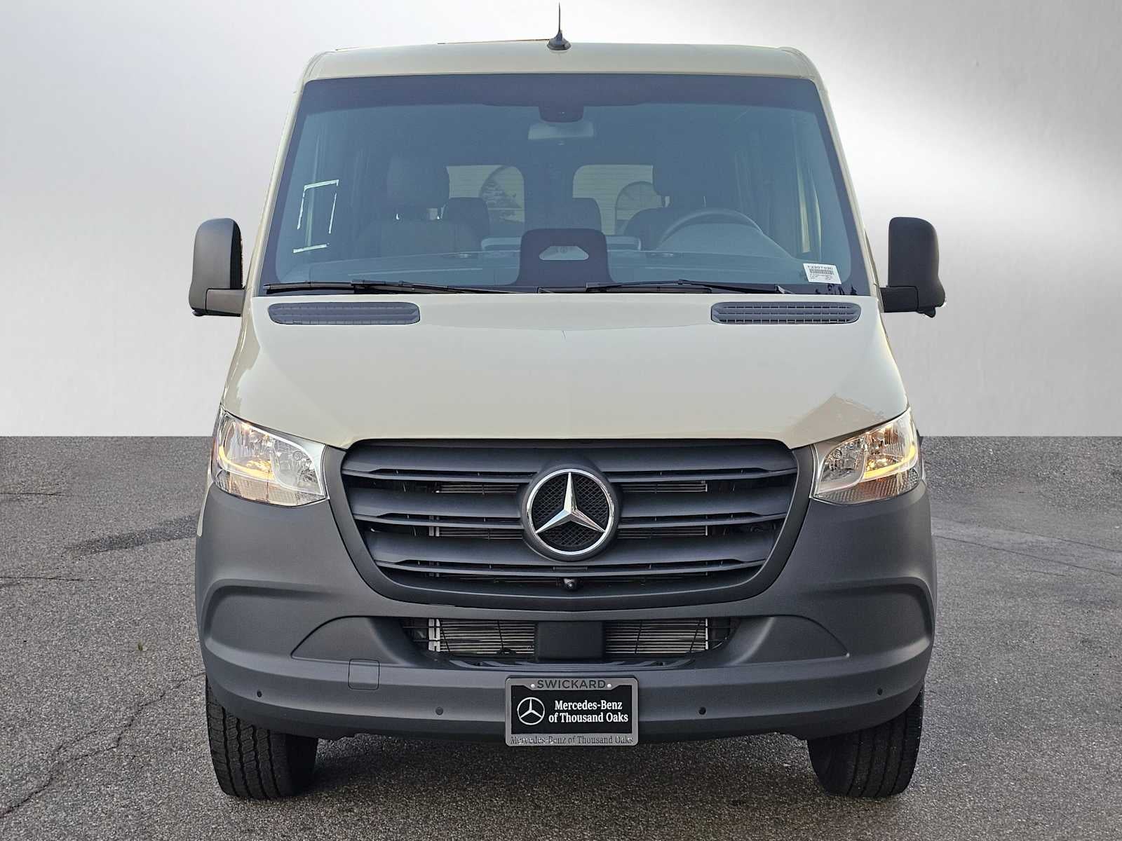 2025 Mercedes-Benz Sprinter 2500 Standard Roof I4 Diesel HO 144" RWD