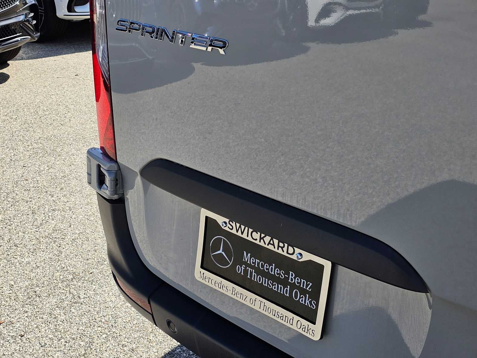 2025 Mercedes-Benz Sprinter 2500 Standard Roof I4 Diesel HO 144" RWD