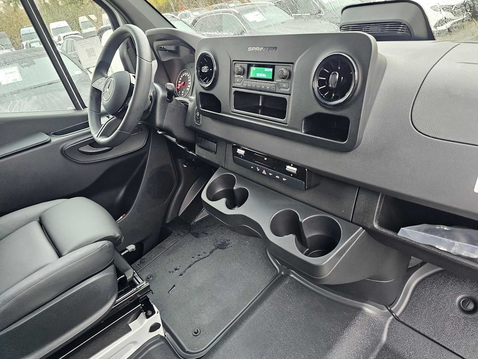 2026 Mercedes-Benz Sprinter 2500 Standard Roof I4 Diesel HO 144" AWD