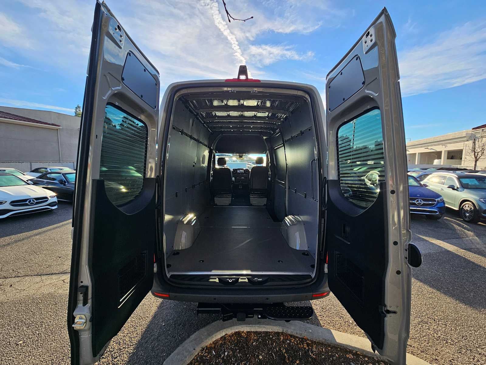 2026 Mercedes-Benz Sprinter 2500 Standard Roof I4 Diesel HO 144" AWD