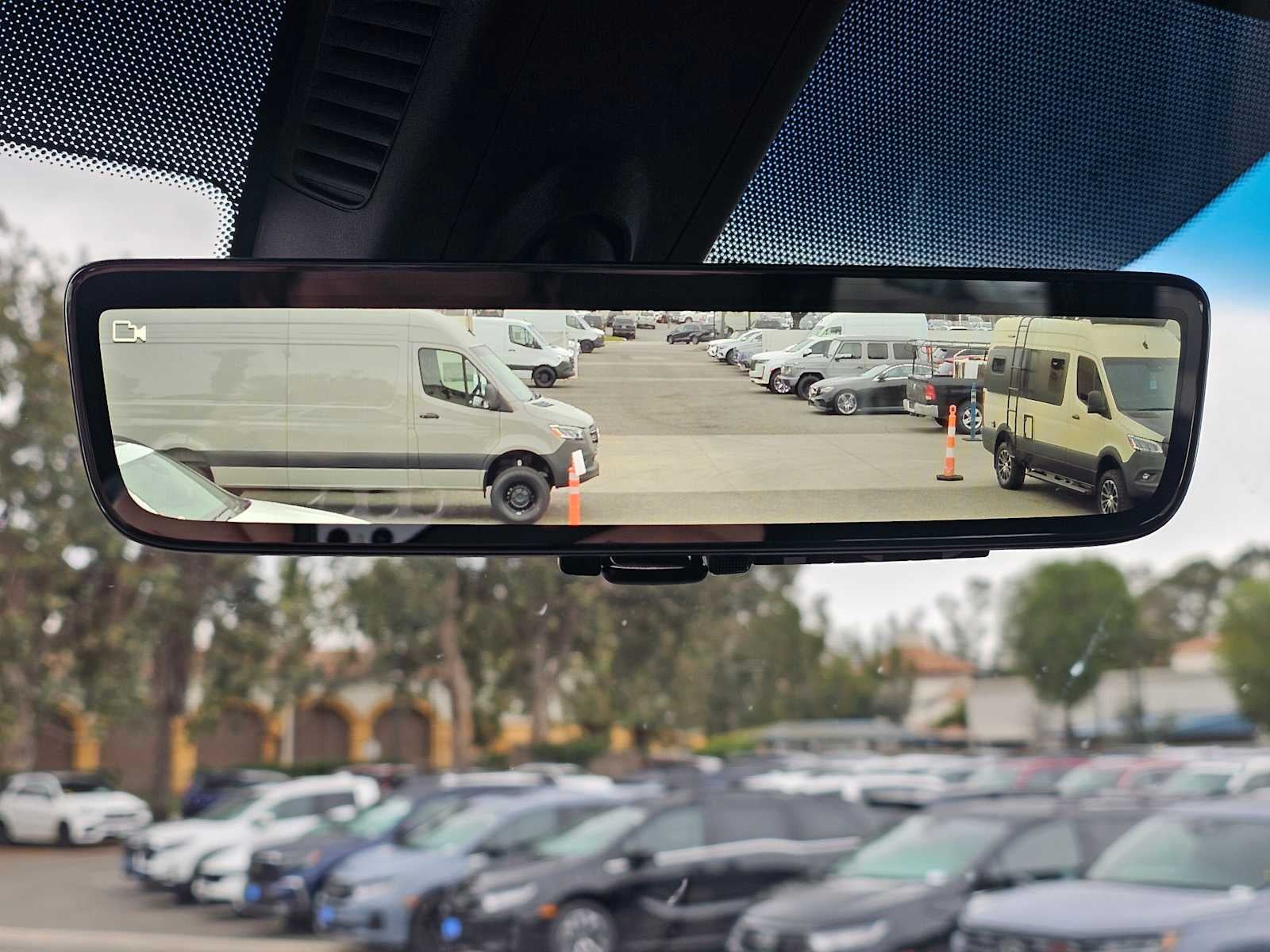 2026 Mercedes-Benz Sprinter 2500 Standard Roof I4 Diesel HO 144" AWD