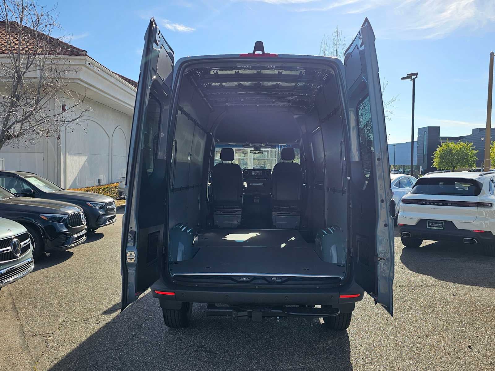 2026 Mercedes-Benz Sprinter 2500 Standard Roof I4 Diesel HO 144" AWD