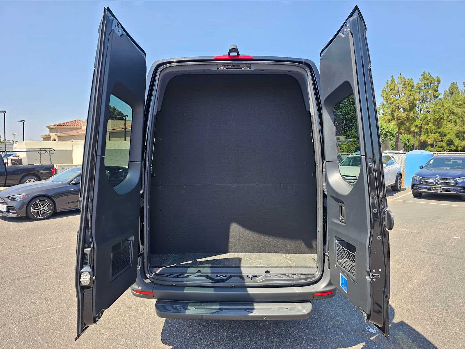 2024 Mercedes-Benz Sprinter 3500XD High Roof I4 Diesel HO 170" Extended RWD