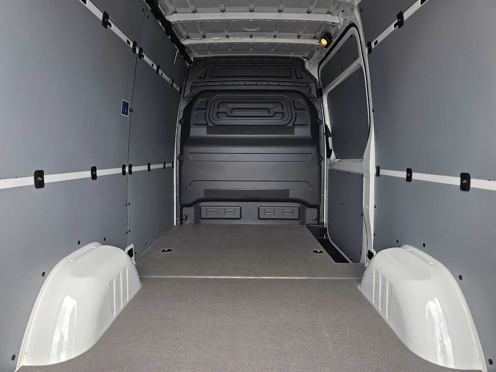 2025 Mercedes-Benz Sprinter 2500 Standard Roof I4 Diesel 144" RWD