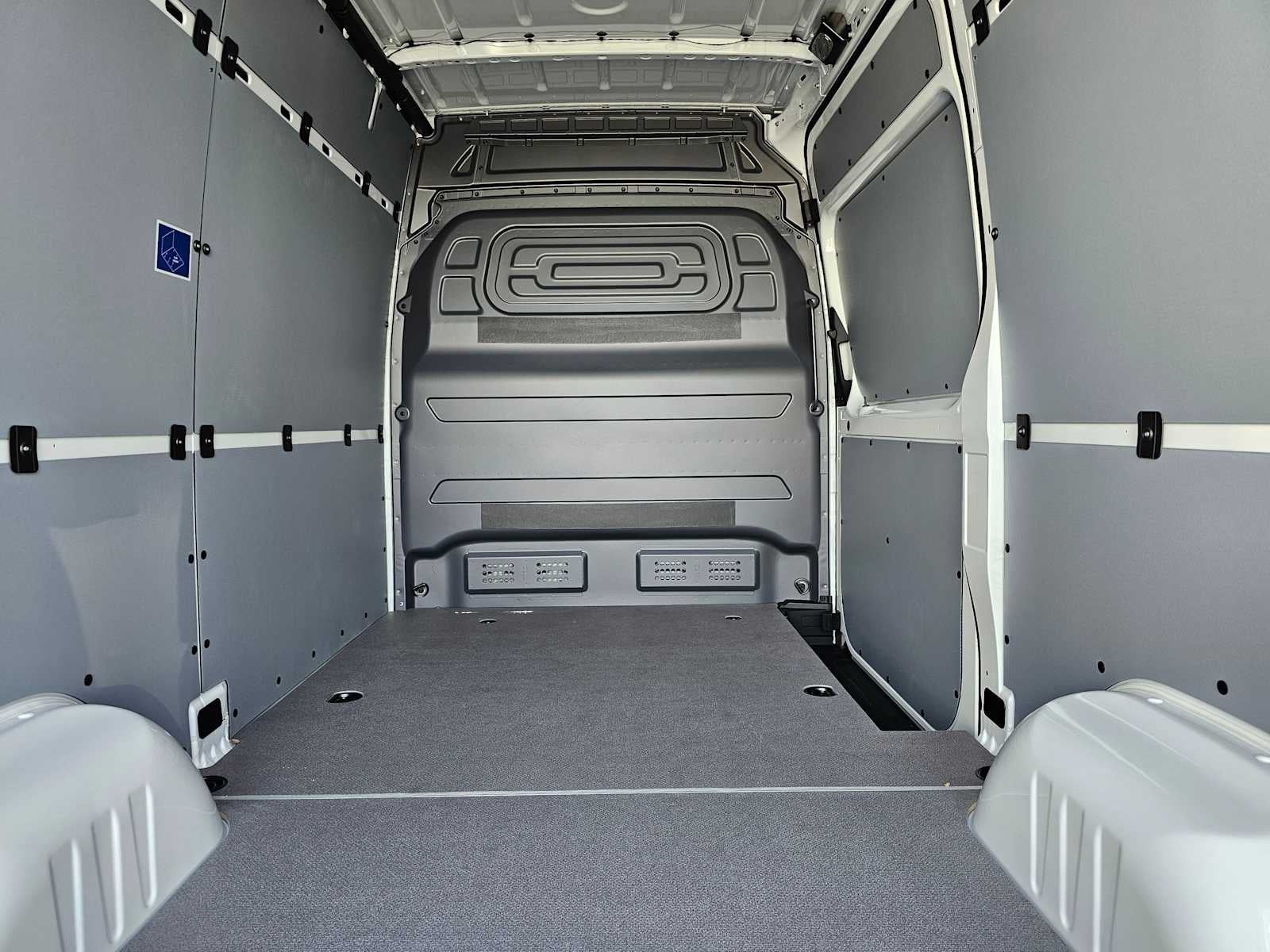 2026 Mercedes-Benz Sprinter 2500 Standard Roof I4 Diesel 144" RWD