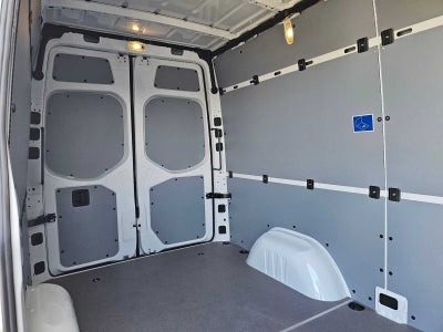 2026 Mercedes-Benz Sprinter 2500 Standard Roof I4 Diesel 144" RWD