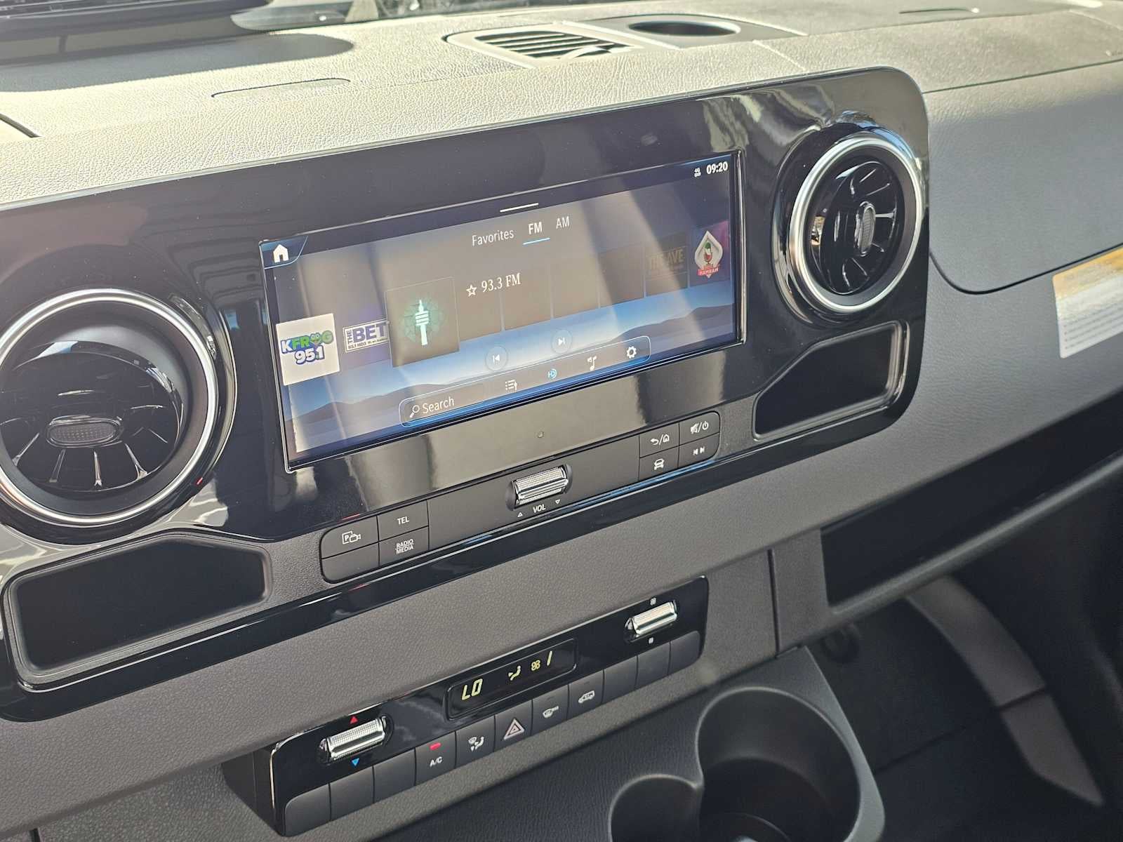 2026 Mercedes-Benz Sprinter 2500 Standard Roof I4 Diesel 144" RWD