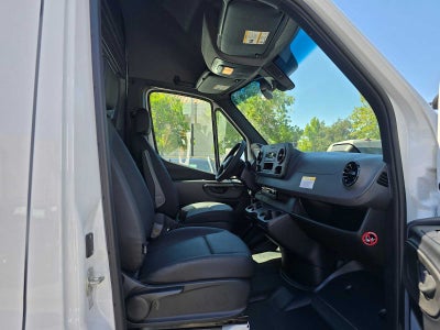 2025 Mercedes-Benz Sprinter 2500 Standard Roof I4 Diesel 144" RWD