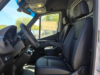 2025 Mercedes-Benz Sprinter 2500 Standard Roof I4 Diesel 144" RWD