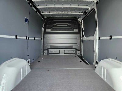 2026 Mercedes-Benz Sprinter 2500 Standard Roof I4 Diesel 144" RWD