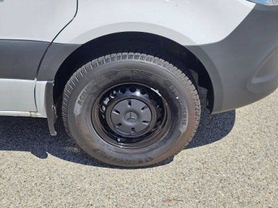 2025 Mercedes-Benz Sprinter 2500 Standard Roof I4 Diesel 144" RWD