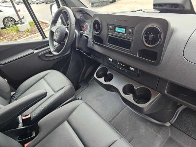 2026 Mercedes-Benz Sprinter 2500 Standard Roof I4 Diesel 144" RWD