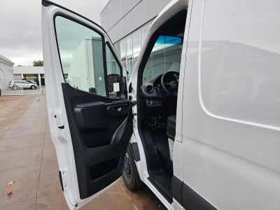 2026 Mercedes-Benz Sprinter 2500 Standard Roof I4 Diesel 144" RWD