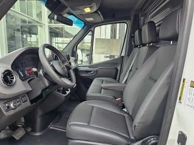 2026 Mercedes-Benz Sprinter 2500 Standard Roof I4 Diesel 144" RWD