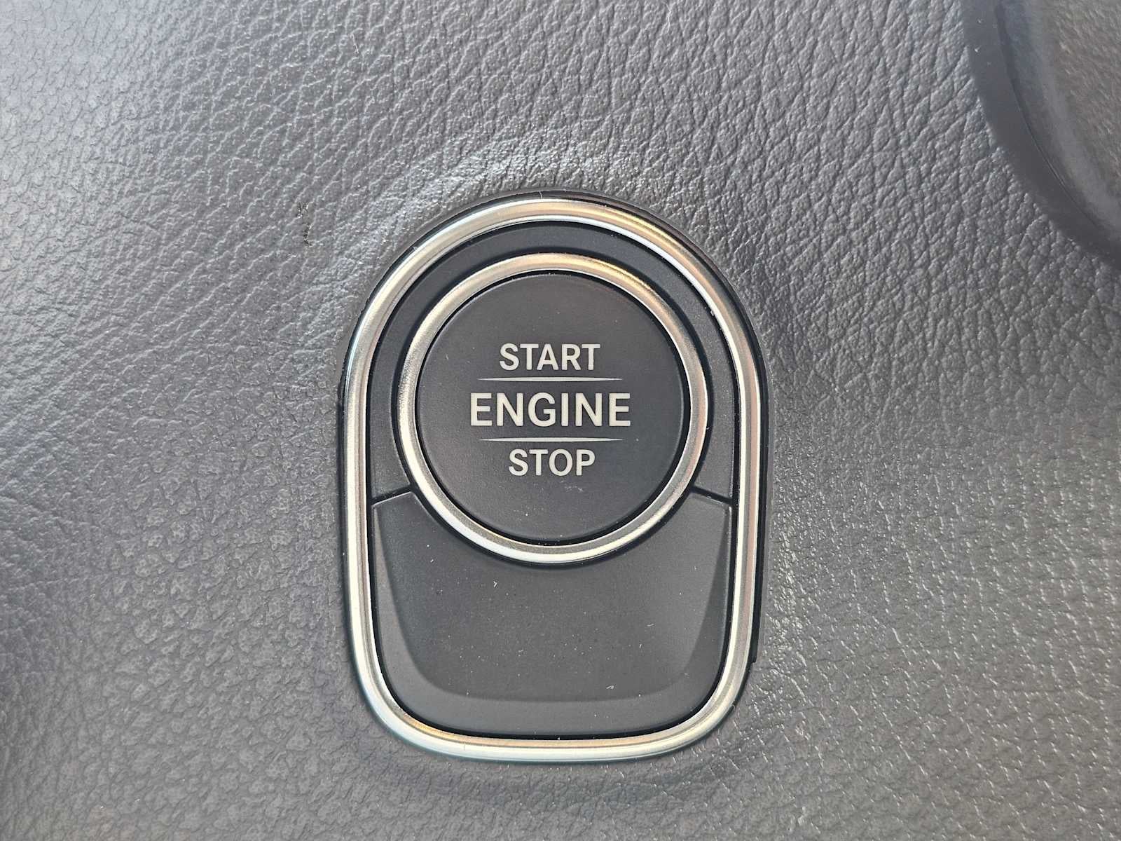 2025 Mercedes-Benz Sprinter 2500 Standard Roof I4 Diesel 144" RWD