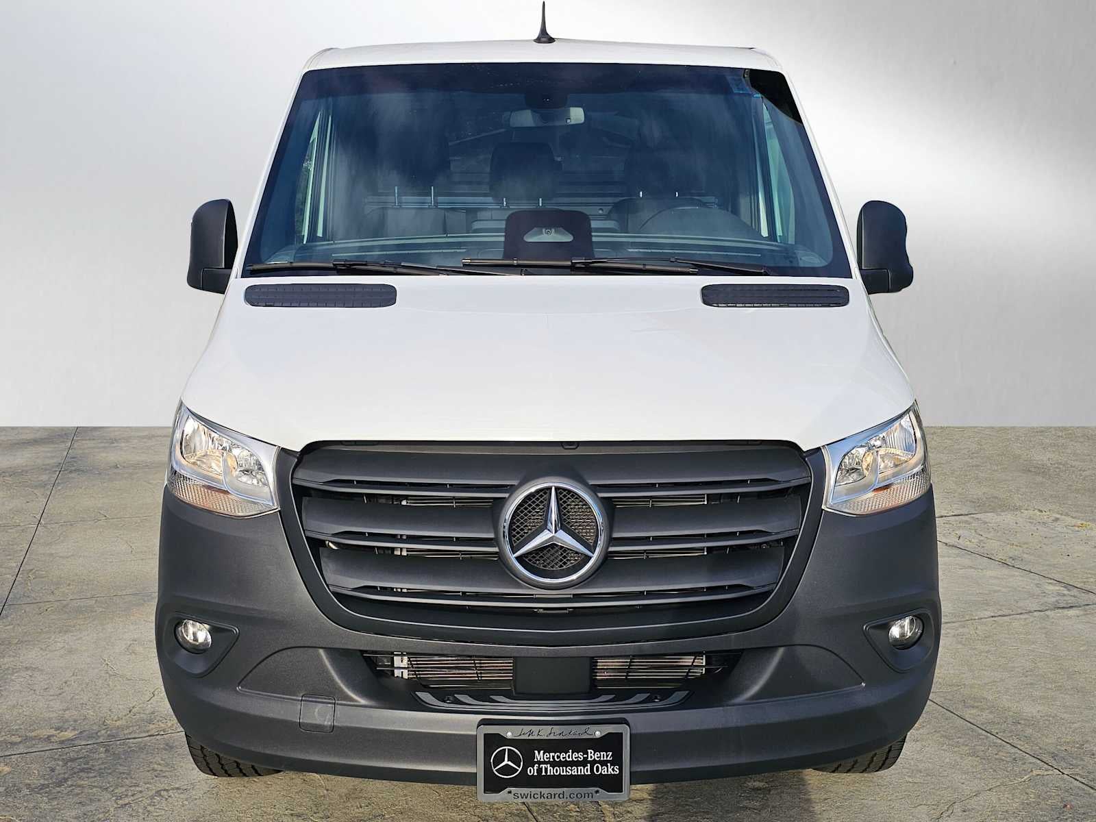 2025 Mercedes-Benz Sprinter 2500 Standard Roof I4 Diesel 144" RWD