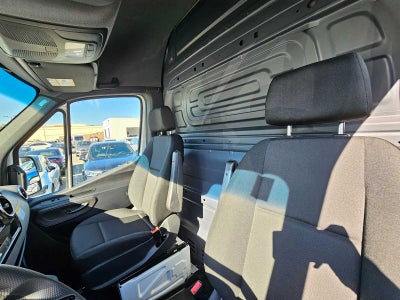 2025 Mercedes-Benz Sprinter 2500 Standard Roof I4 Diesel 144" RWD
