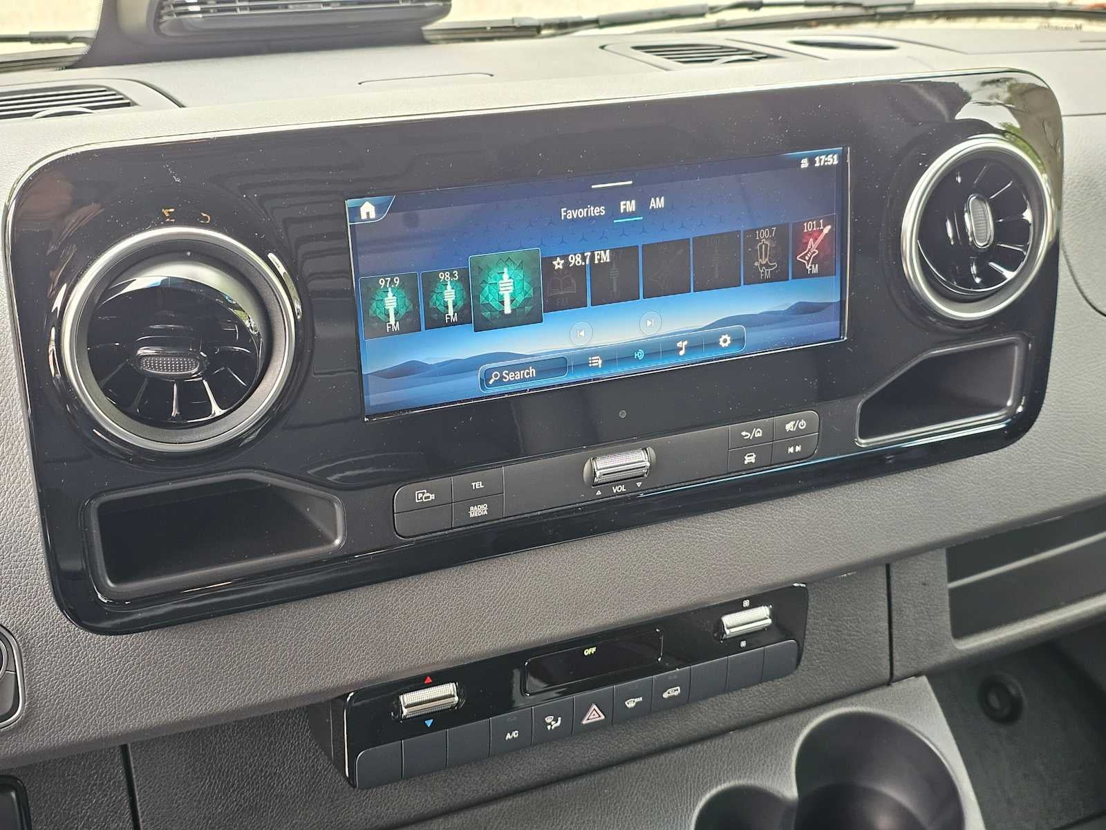 2025 Mercedes-Benz Sprinter 2500 Standard Roof I4 Diesel 144" RWD