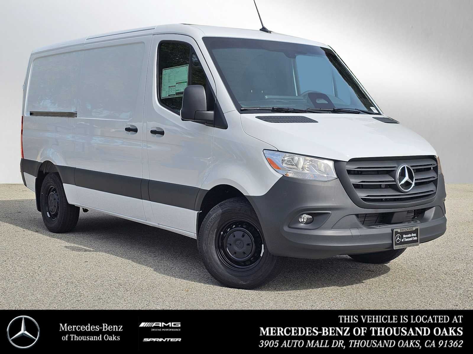 2026 Mercedes-Benz Sprinter 2500 Standard Roof I4 Diesel 144" RWD