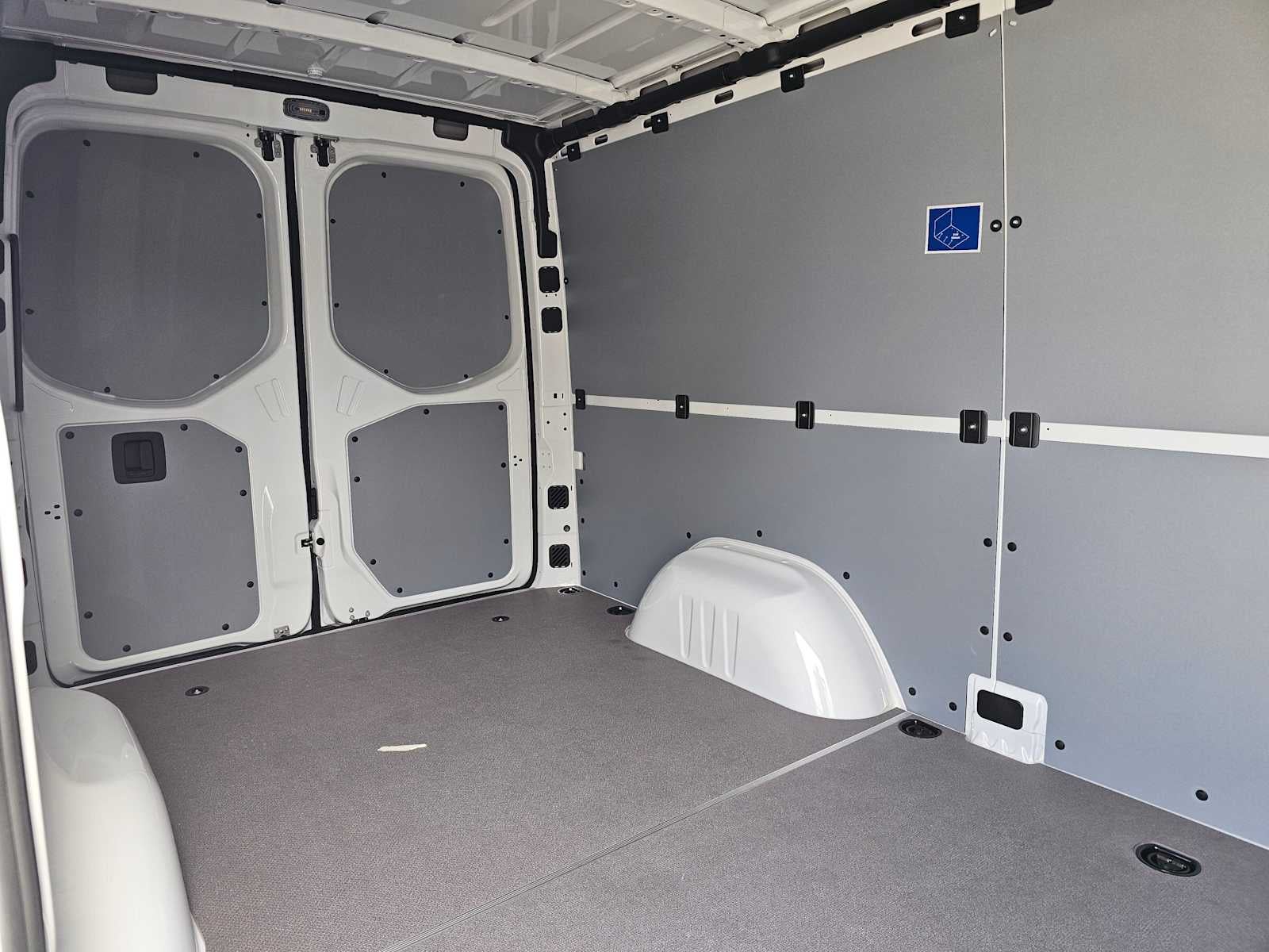 2026 Mercedes-Benz Sprinter 2500 Standard Roof I4 Diesel 144" RWD