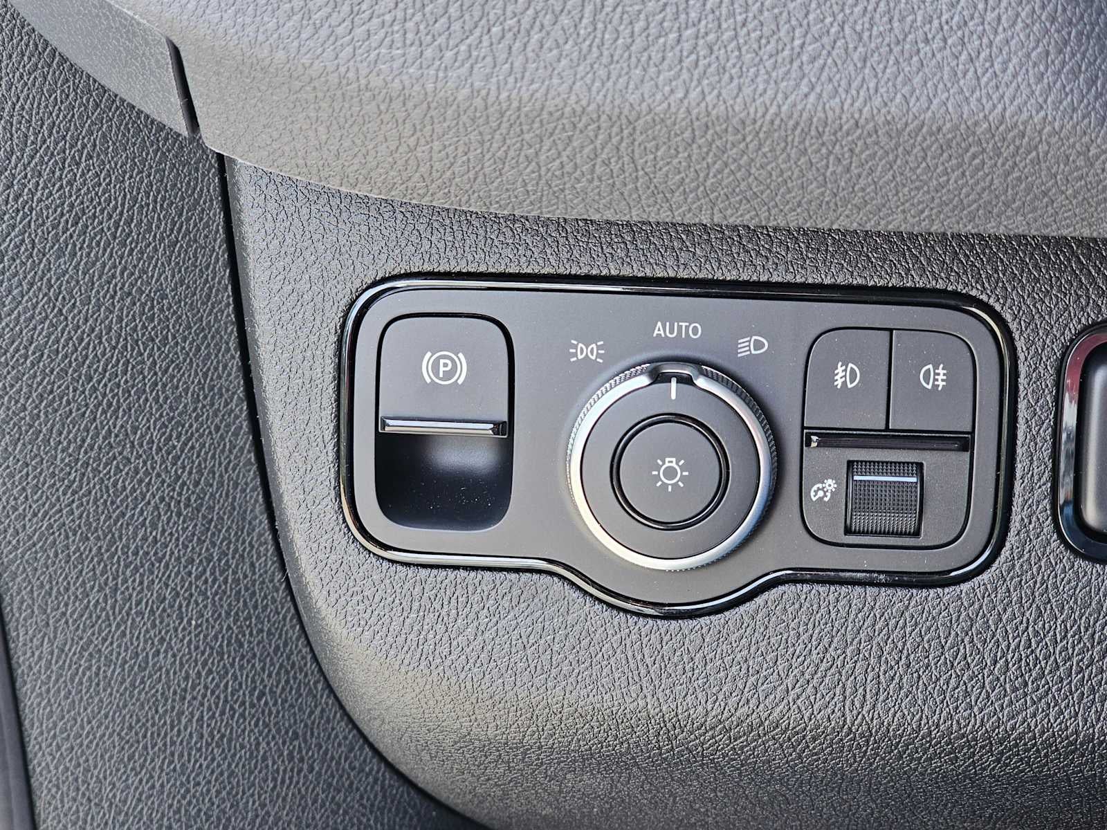 2026 Mercedes-Benz Sprinter 2500 Standard Roof I4 Diesel 144" RWD