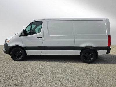2026 Mercedes-Benz Sprinter 2500 Standard Roof I4 Diesel 144" RWD