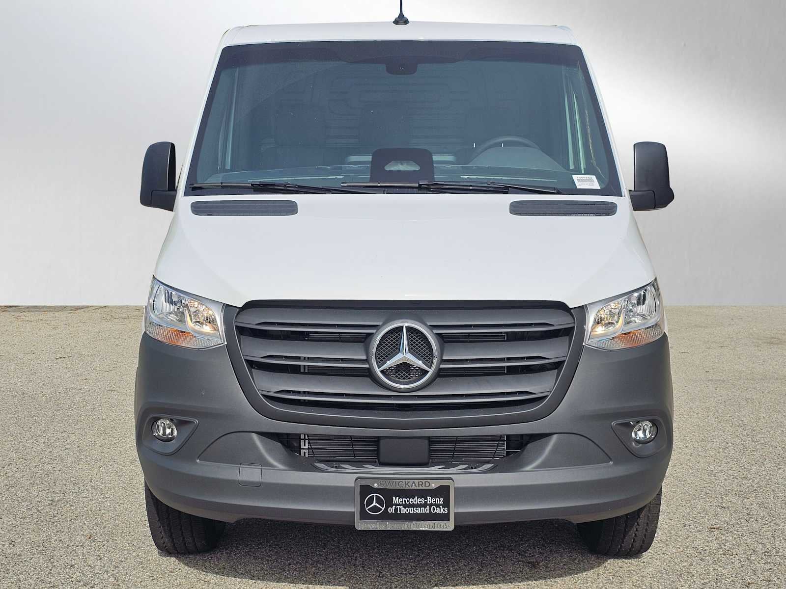2026 Mercedes-Benz Sprinter 2500 Standard Roof I4 Diesel 144" RWD
