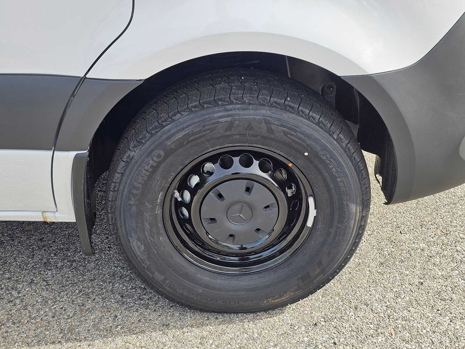 2026 Mercedes-Benz Sprinter 2500 Standard Roof I4 Diesel 144" RWD