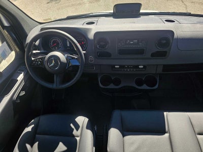 2026 Mercedes-Benz Sprinter 2500 Standard Roof I4 Diesel 144" RWD