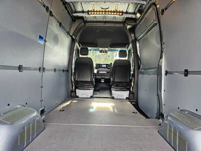 2025 Mercedes-Benz Sprinter 2500 Standard Roof I4 Diesel HO 144" RWD