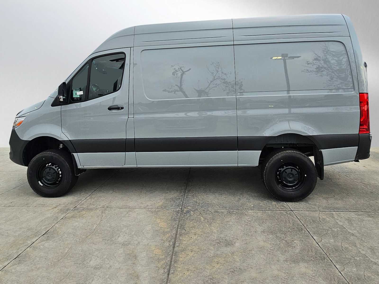 2025 Mercedes-Benz Sprinter 2500 Standard Roof I4 Diesel HO 144" AWD