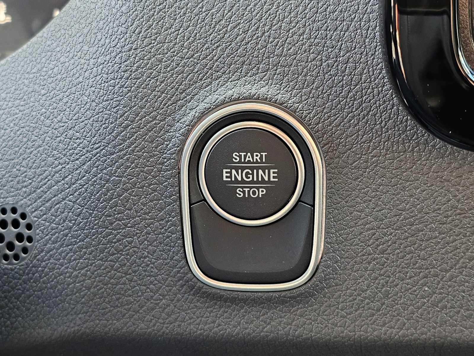 2025 Mercedes-Benz Sprinter 2500 Standard Roof I4 Diesel HO 144" AWD