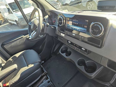 2026 Mercedes-Benz Sprinter 2500 Standard Roof I4 Diesel HO 144" AWD
