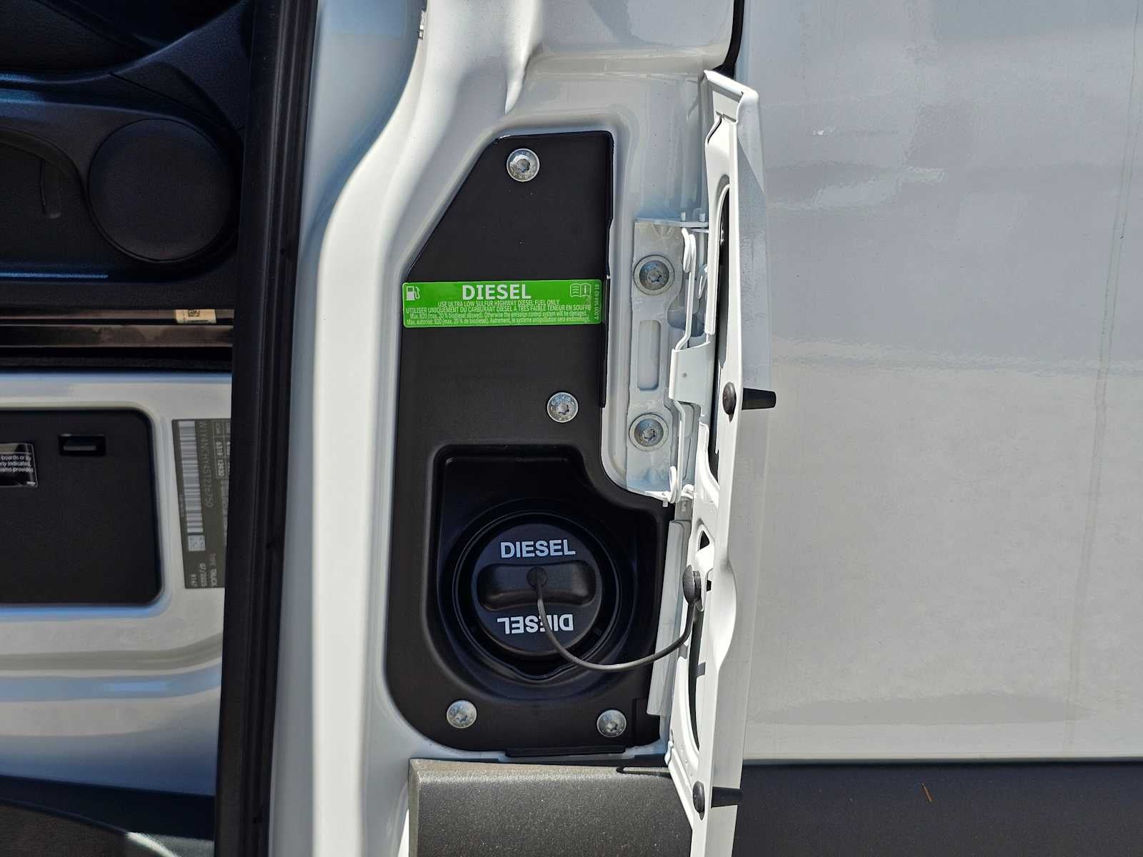 2025 Mercedes-Benz Sprinter 2500 High Roof I4 Diesel HO 170" RWD