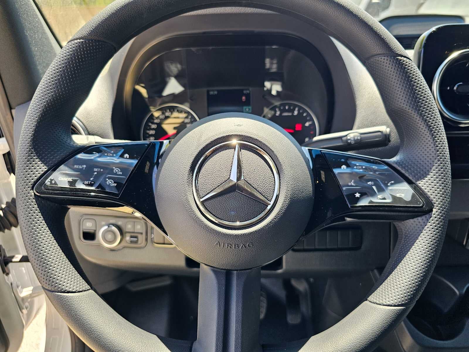 2025 Mercedes-Benz Sprinter 2500 High Roof I4 Diesel HO 170" RWD