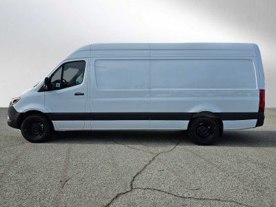 2025 Mercedes-Benz Sprinter 2500 High Roof I4 Diesel HO 170" RWD