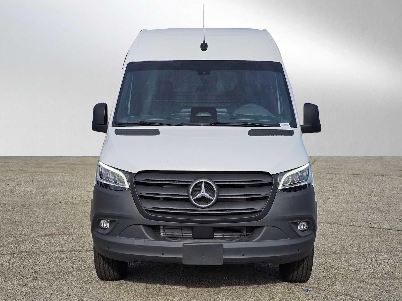 2025 Mercedes-Benz Sprinter 2500 High Roof I4 Diesel HO 170" RWD