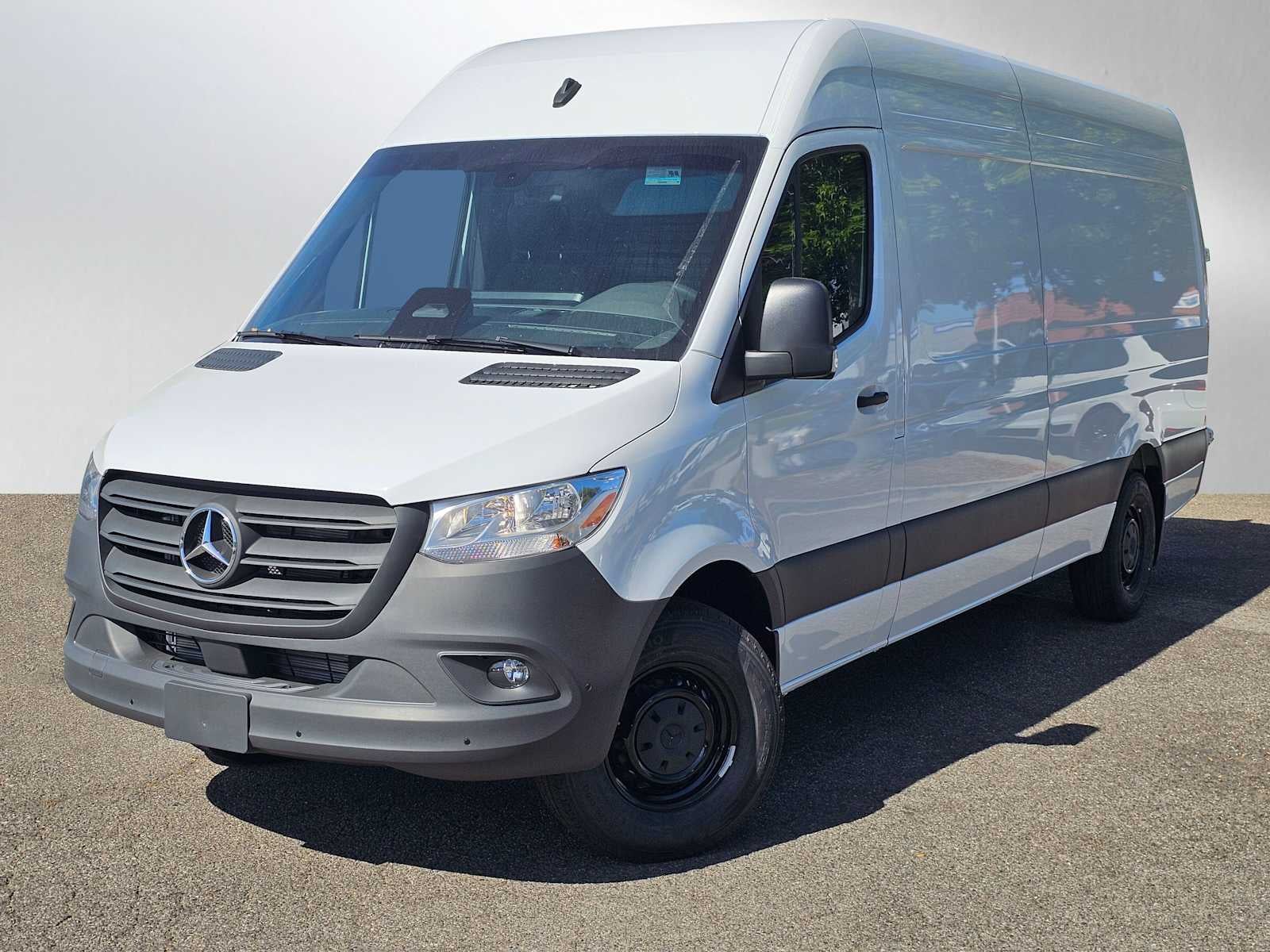 2025 Mercedes-Benz Sprinter 2500 High Roof I4 Diesel HO 170" RWD